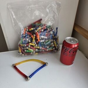 Source Unknown Magnetic Building Set - Red, Yellow, Blue, Green